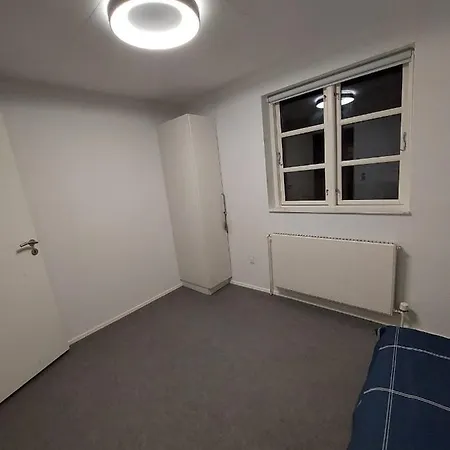 Stuelejlighed Med Have Og Overdaekket Terrasse أودنسه