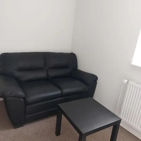 Stuelejlighed Med Have Og Overdaekket Terrasse * أودنسه