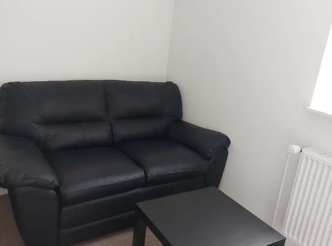 Stuelejlighed Med Have Og Overdaekket Terrasse * Odense